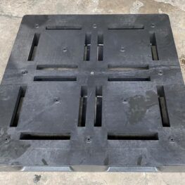 Pallet nhựa 1 mặt đá mẫu 1 ( KT: 1100x1100x145mm )