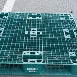 Pallet nhựa LK 2 mặt ( KT: 1100x1100x150mm ) màu xanh lá